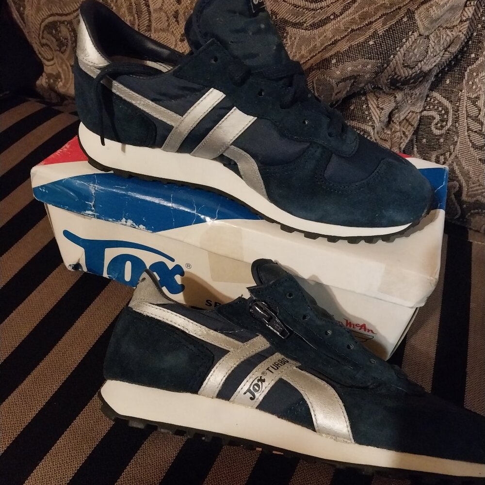 Vintage Retro jogging shoes